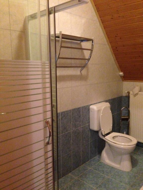 Juhasz Fogado Bed & Breakfast Fonyód Rom bilde