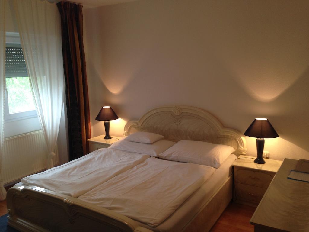 Juhasz Fogado Bed & Breakfast Fonyód Rom bilde